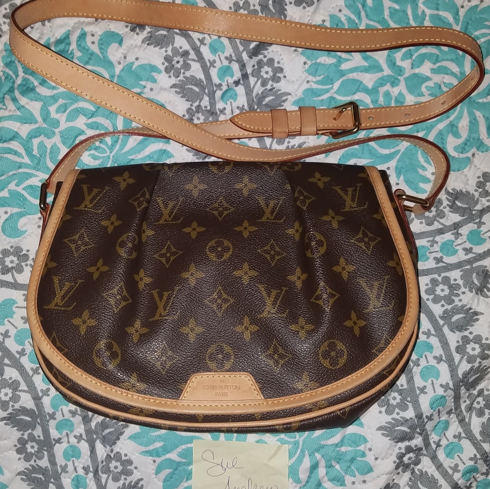 Louis Vuitton Menilmontant pm